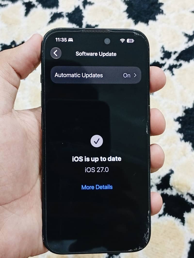 Apple iPhone 15 10
