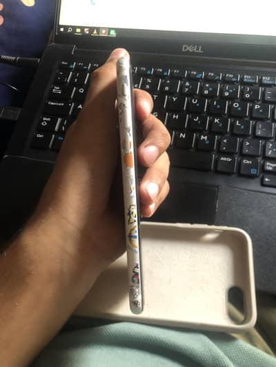 Apple iPhone SE