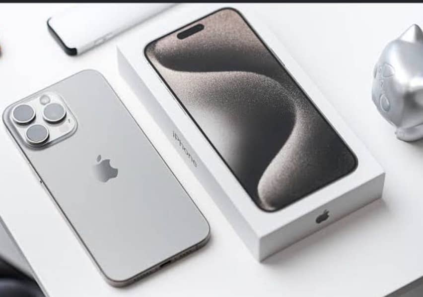 Apple iPhone 15 Pro Max 0