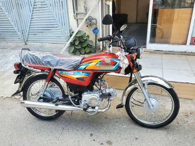 Honda CD 70 2027 Official sticker