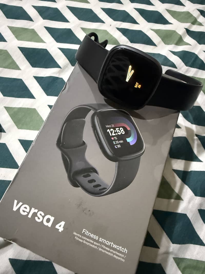 Fitbit versa 4 0