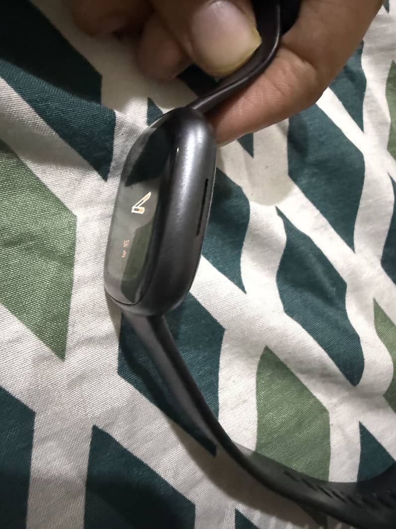 Fitbit versa 4 2