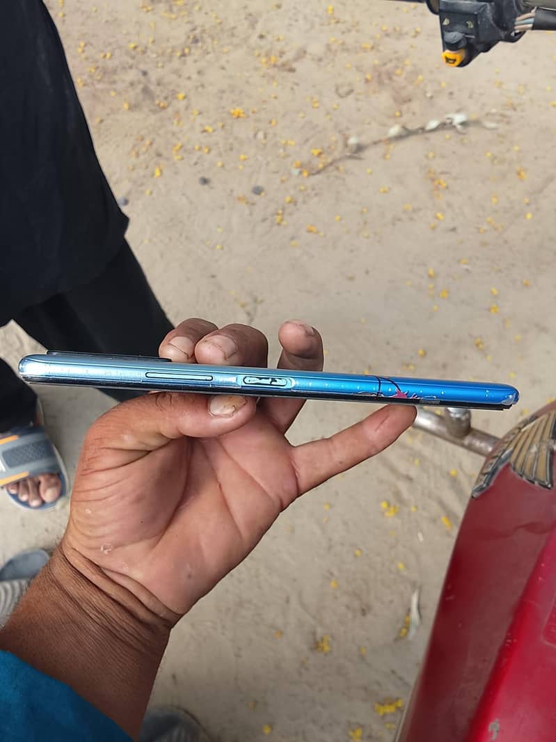 Infinix Note 8i 3