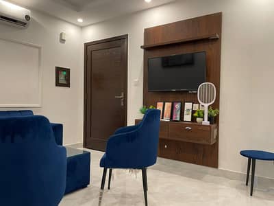 1 bed Luxury Appatment For Short Stay. 0321 1046192