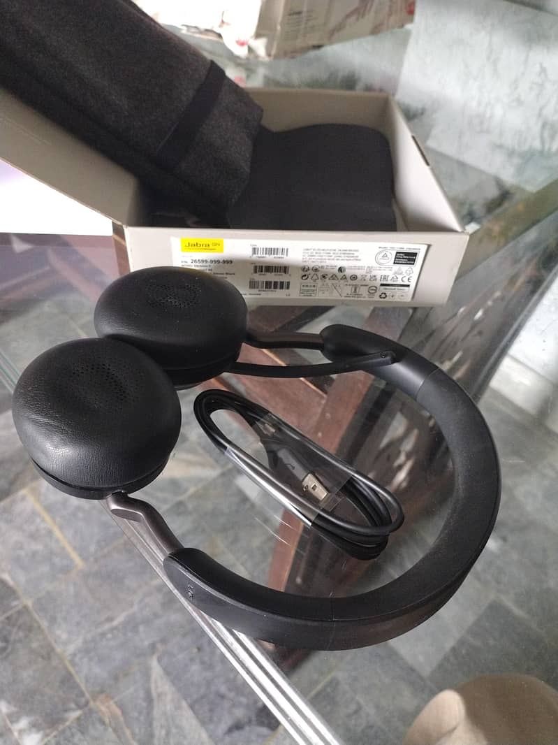 Jabra Evolve2 65 3