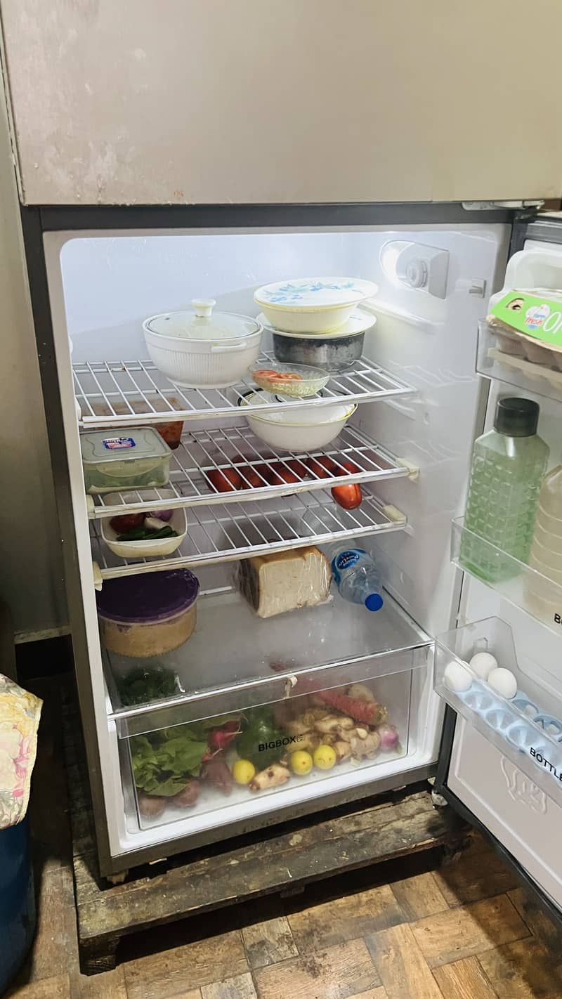 Refrigerator 1