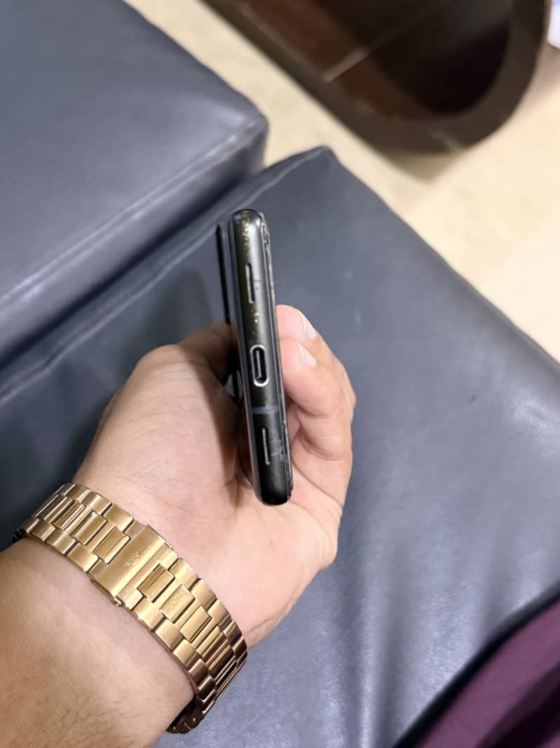 Google Pixel 6a 5