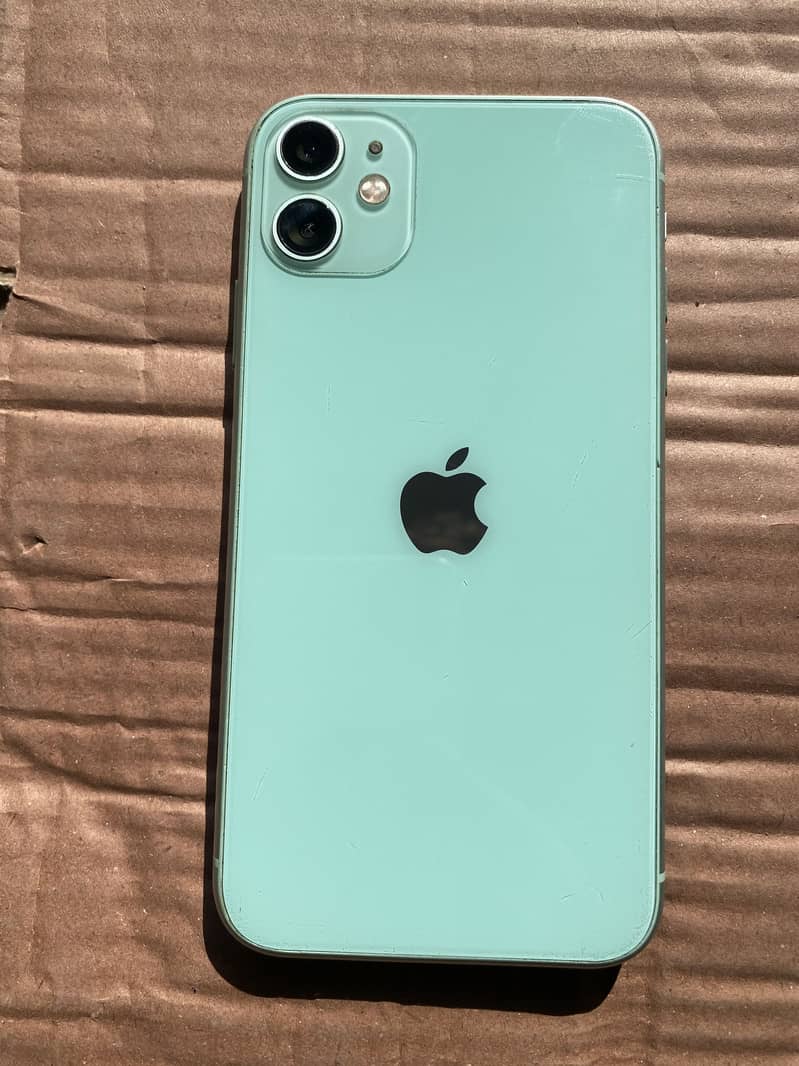 Apple iPhone 11 4