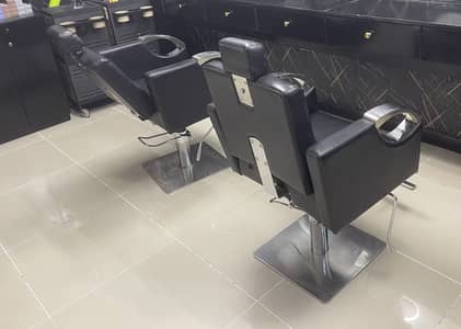 Table & Chairs