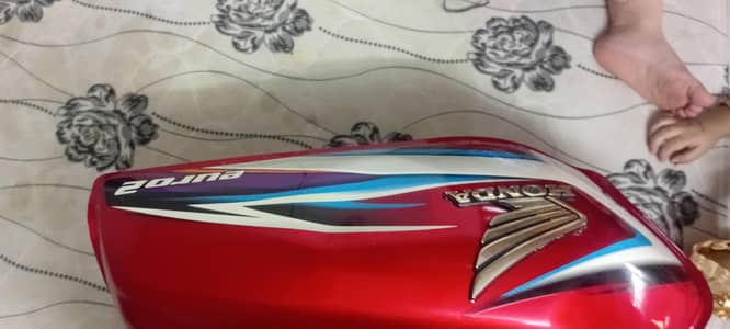 honda 125 tanki side cover