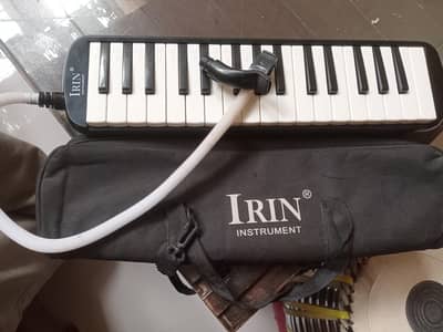 mouth piano
