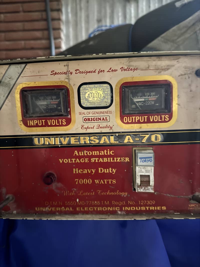 Universal A70 Voltage Stabilizer 1