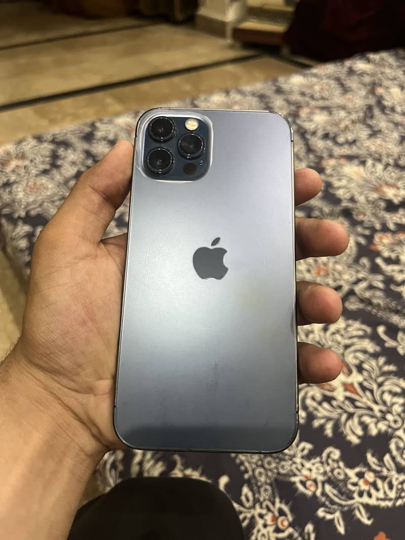 Apple iPhone 12 Pro 3