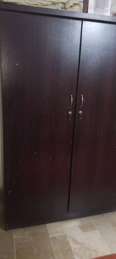 2 door wardrobe