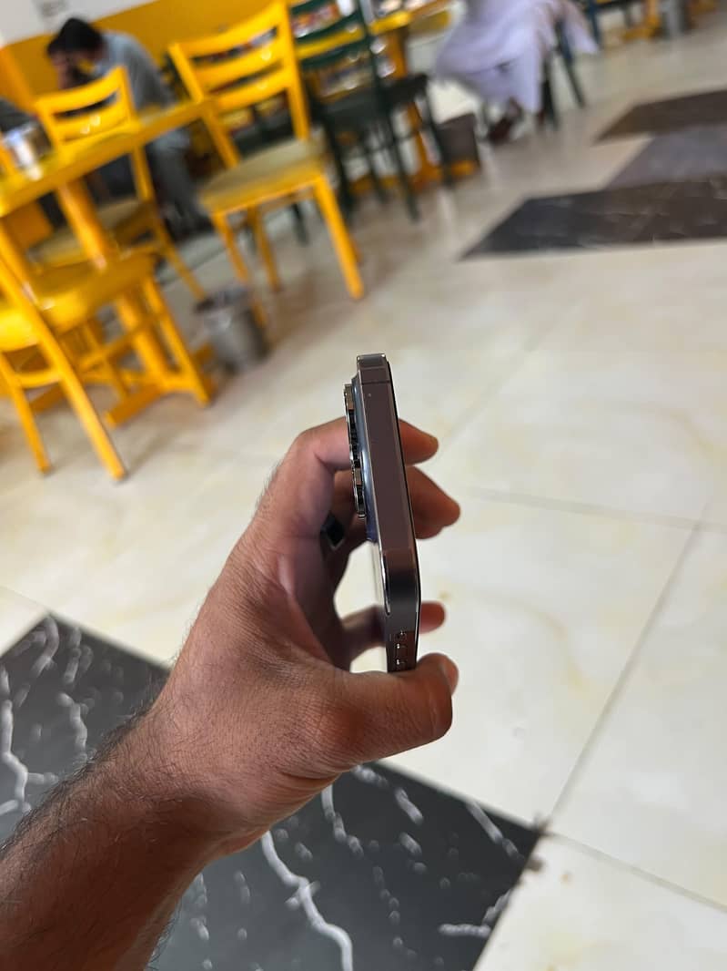 Apple iPhone 14 Pro 3