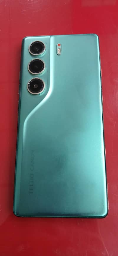 Tecno CAMON 40
