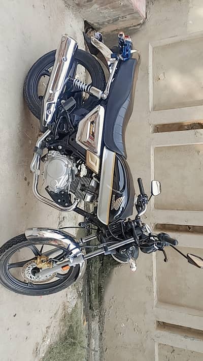 Honda CG 150 2025