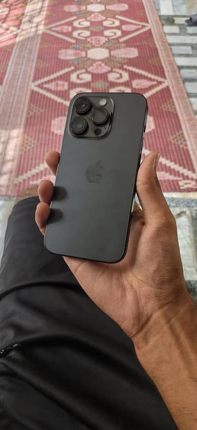 Apple iPhone 14pro waterpac 10/10