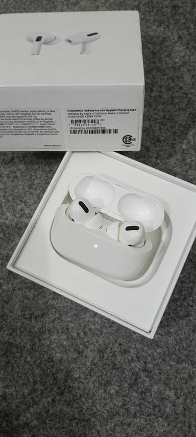 Apple AirPods Pro 1st Gen with MagSafe Case | Original Apple