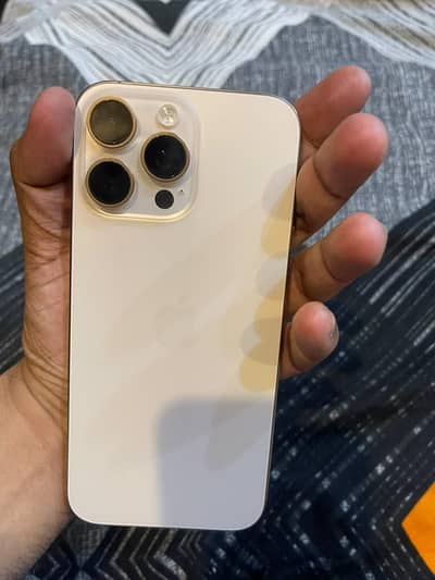 I phone 16 pro max