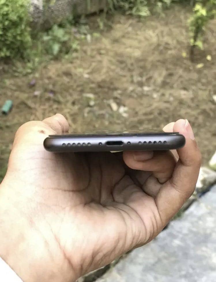 Apple iPhone 8 2