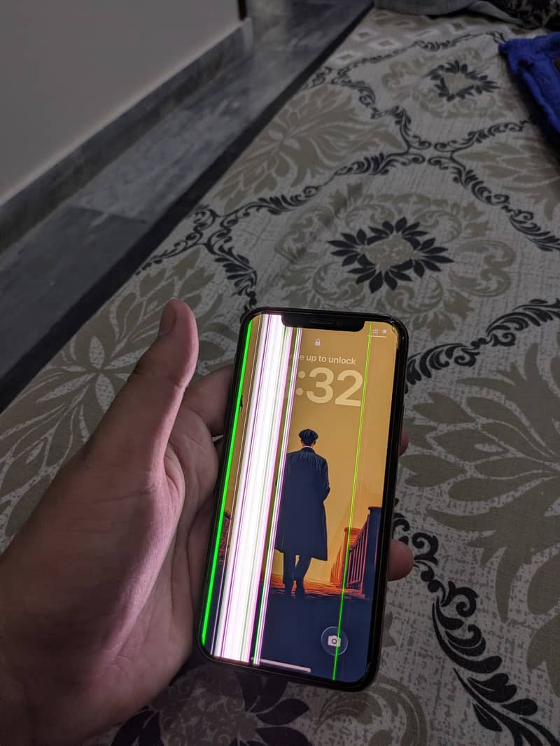 Apple iPhone 11 Pro 1