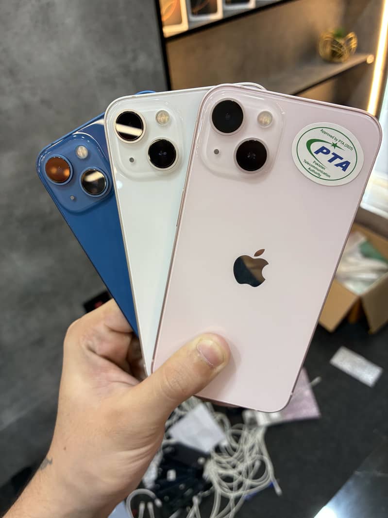 Apple iPhone 13 3