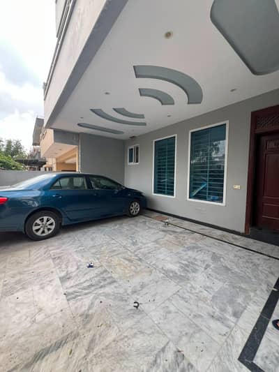 G-13/2 Main Double Road 587 double Story House 40x80 for sale