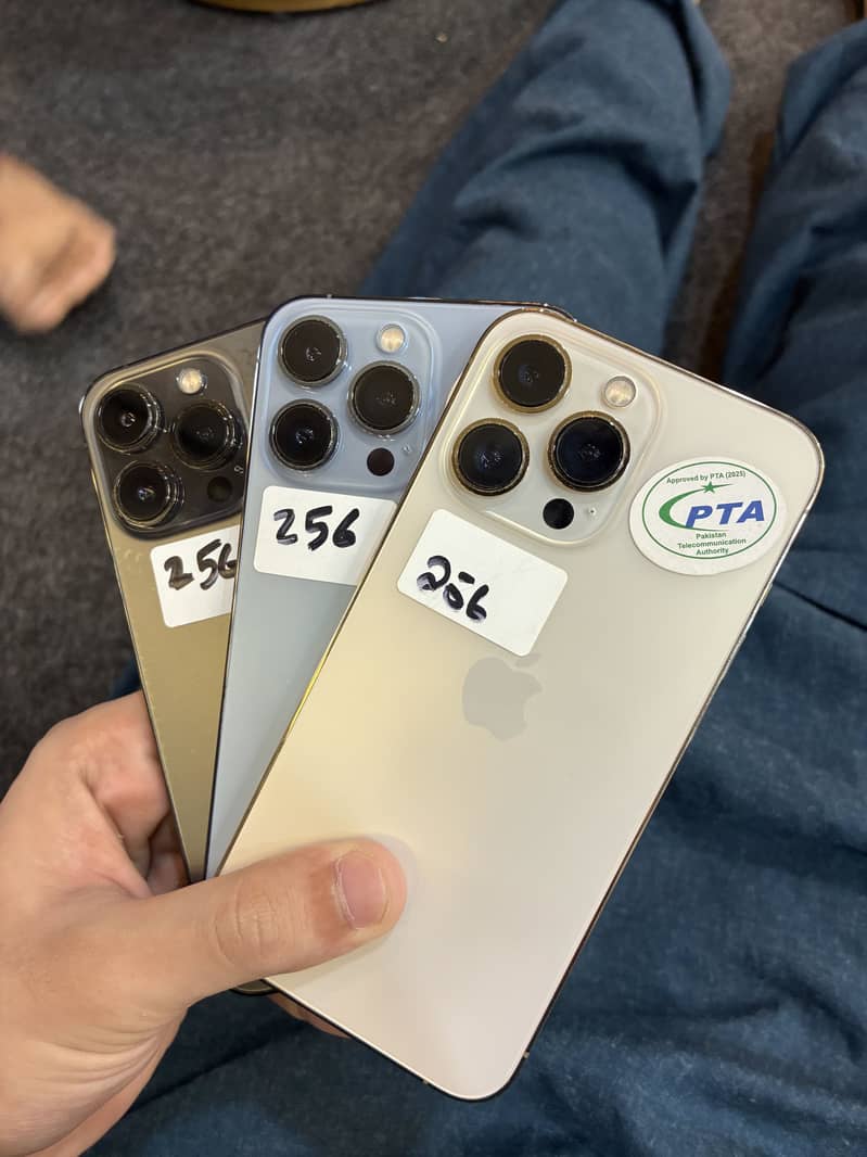 Apple iPhone 13 Pro 0