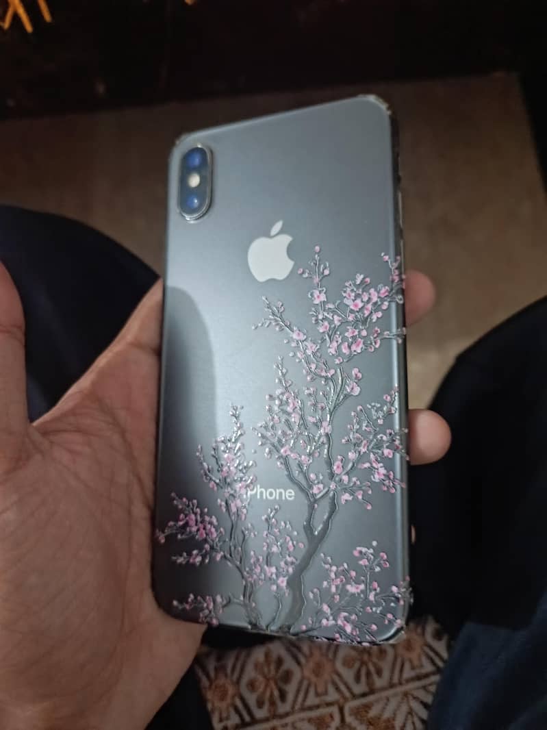 Apple iPhone X 4