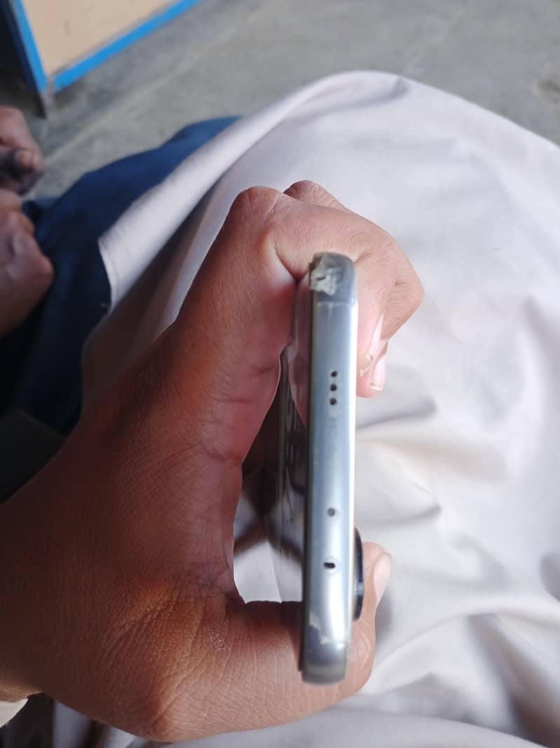 Tecno Camon 50 pro 4