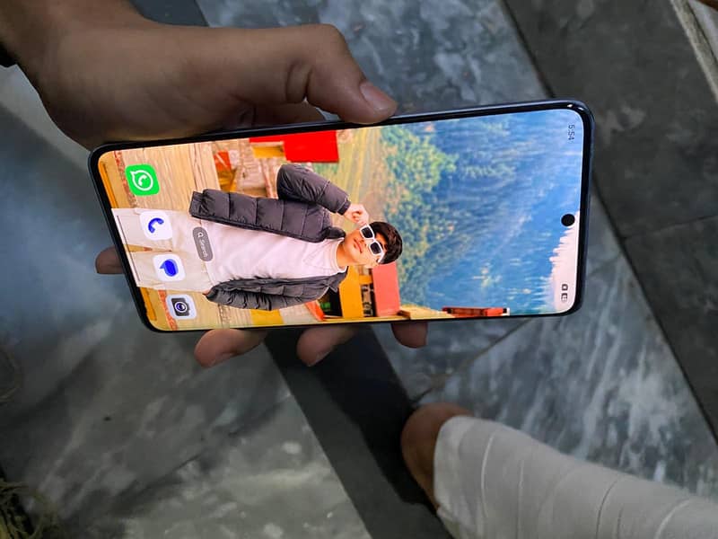Xiaomi Redmi Note 13 Pro Plus 3