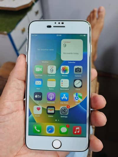 Apple iPhone 8 Plus 64 gb