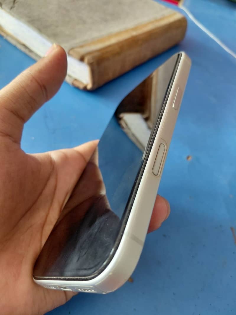 Apple iPhone 17 Pro 10