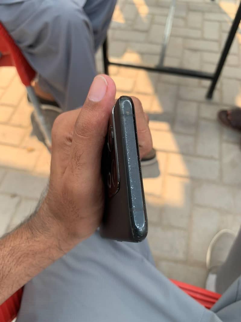One Plus 10 Pro 4