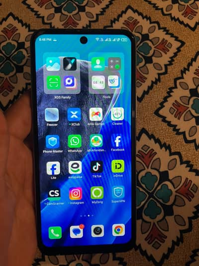 Infinix Hot 12
