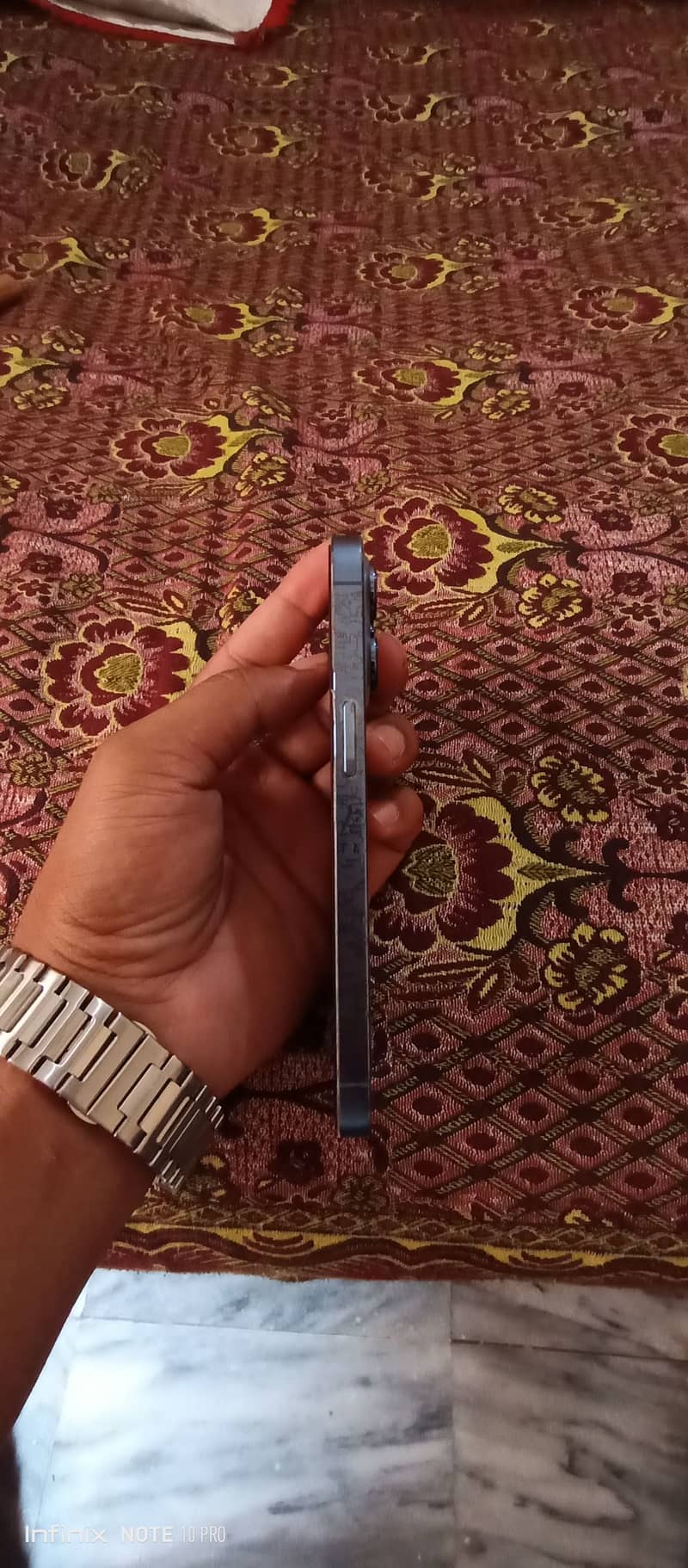 Apple iPhone 13 Pro 3