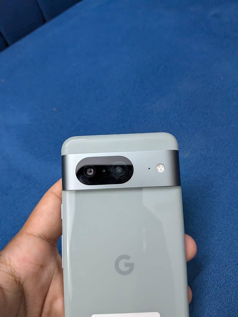 Google Pixel 8 1