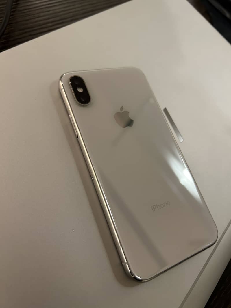 Apple iPhone X 1