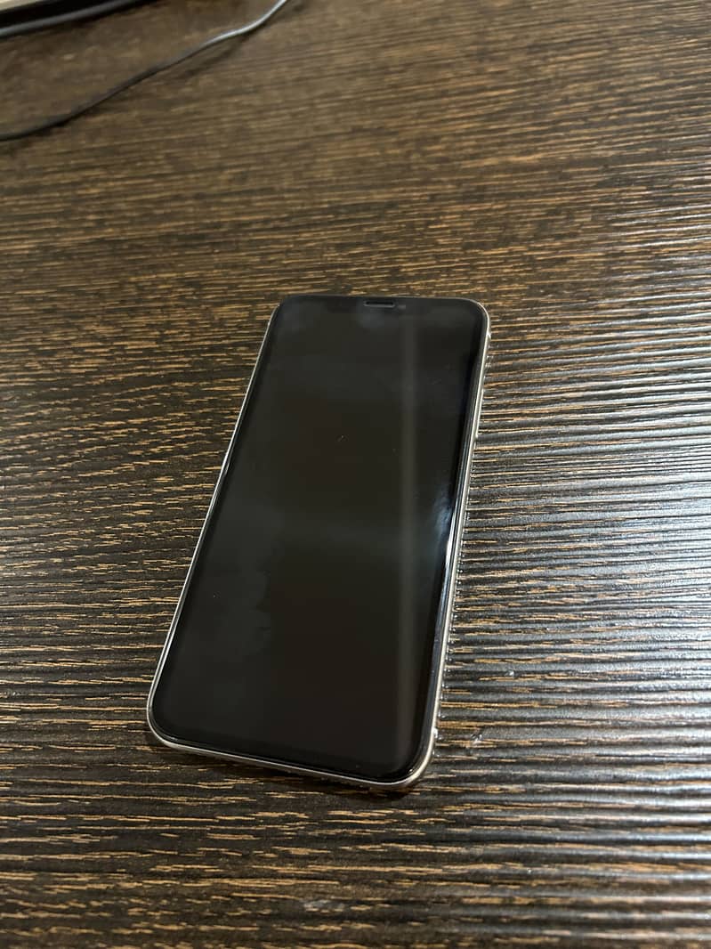 Apple iPhone X 6