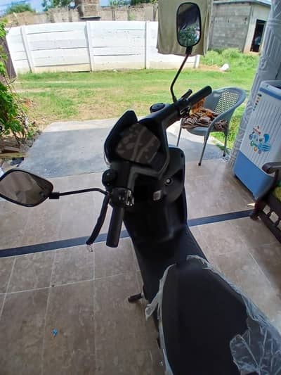 Hi speed scooty brand new