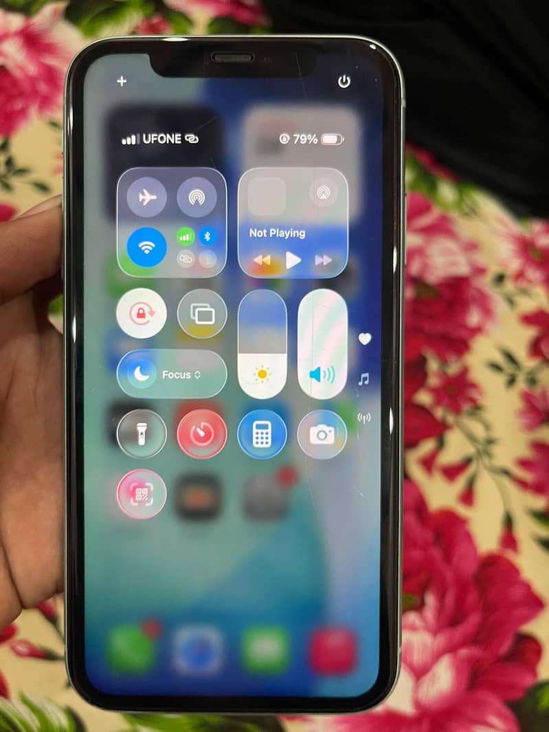 Apple iPhone 11 11