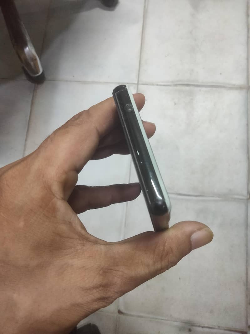 Google Pixel 6a 4