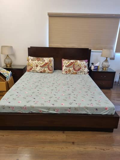 King Size bed with Free Side tables