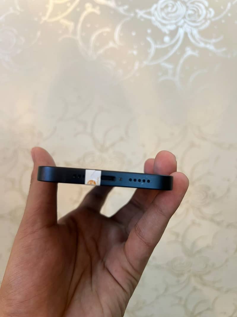 Apple iPhone 14 2