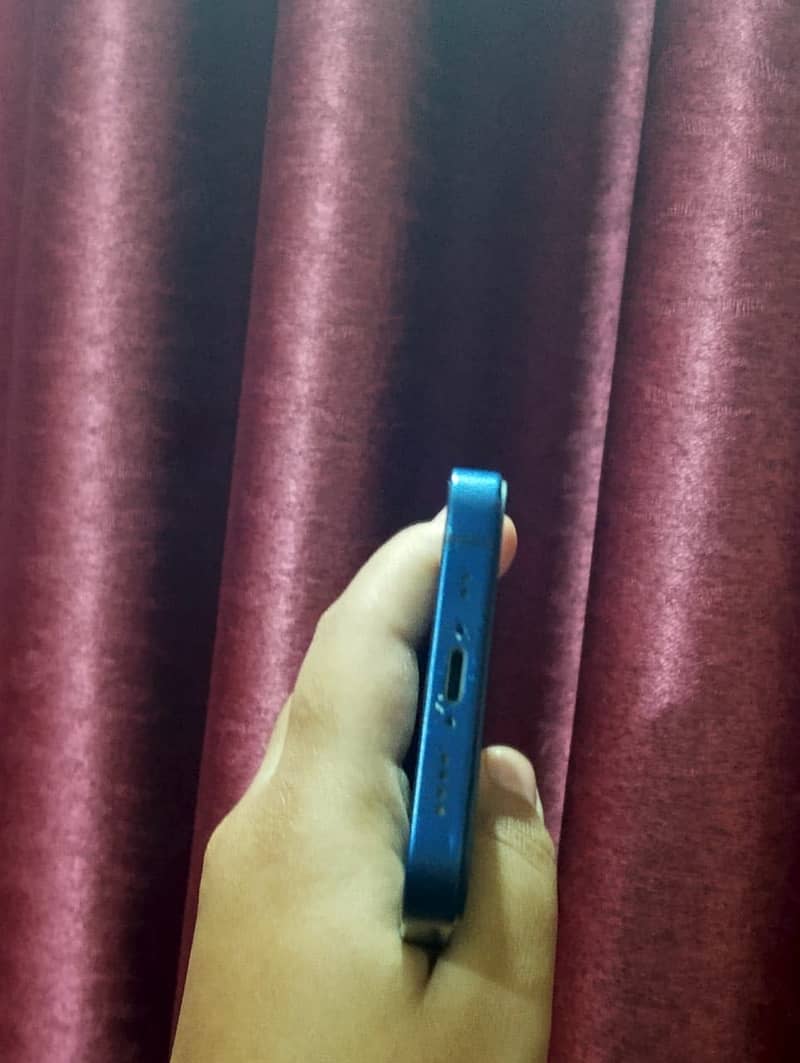 Apple iPhone 12 mini 1