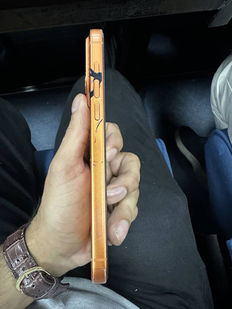 Apple iPhone 17 Pro Max 2