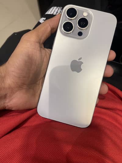 Apple iPhone 15 Pro Max