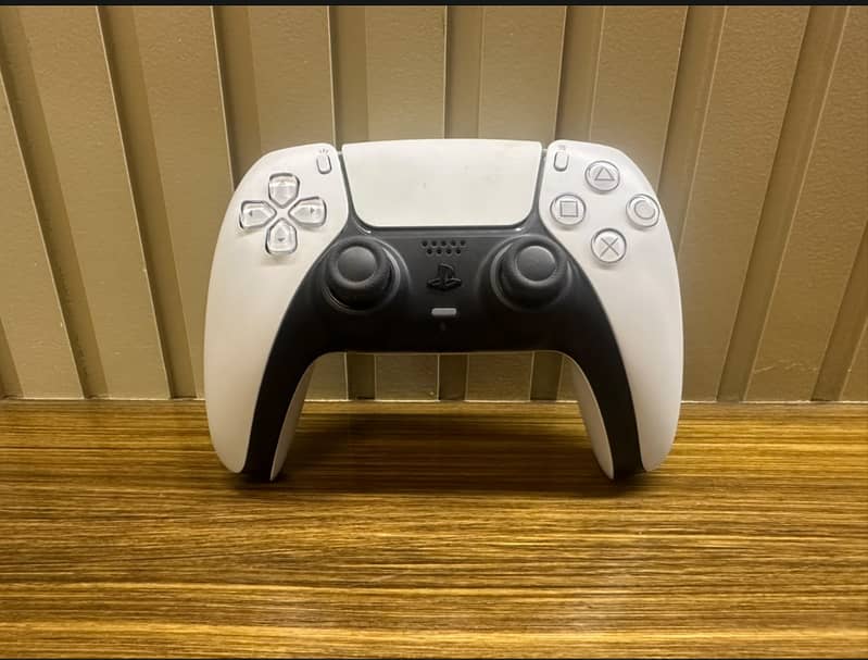 PS5 PRO CONTROLLER 0