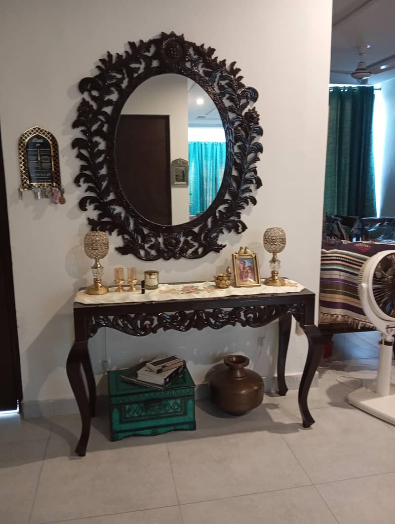 console with mirror 1